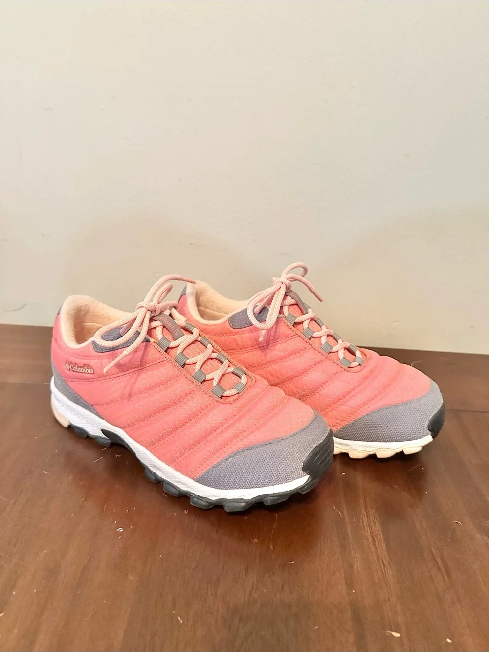 Columbia Youth Coral and Gray Hiking Waterproof Boot Sz 6